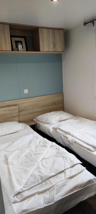 Assist' Mobil Home 397 - Mobil Home 3 Chambres 2 Salles De Bain , Au Calme Onzain Εξωτερικό φωτογραφία