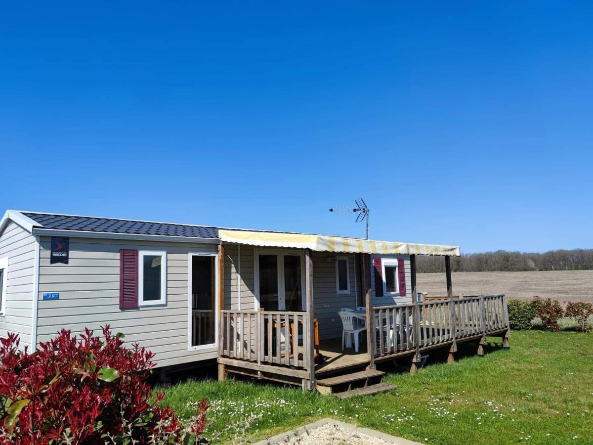 Assist' Mobil Home 397 - Mobil Home 3 Chambres 2 Salles De Bain , Au Calme Onzain Εξωτερικό φωτογραφία